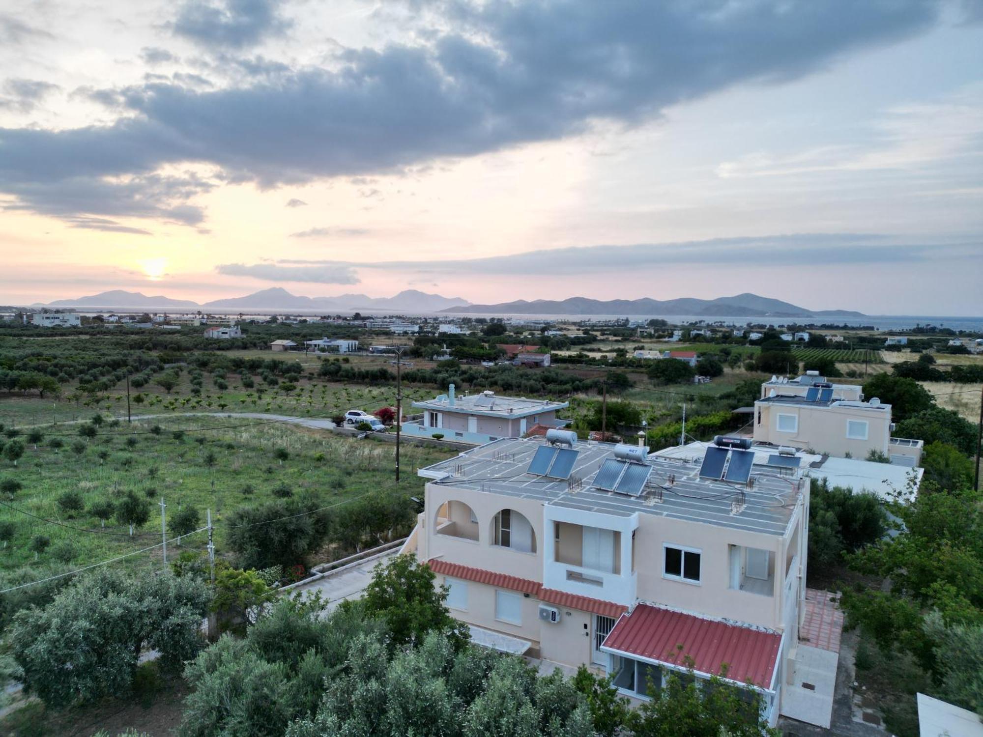 Panoramic View, House, At Zipari Village "2" Ziparion Bagian luar foto